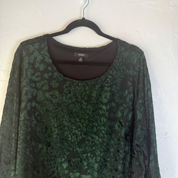 Alfani 3X Burnout Velvet Top Green Black Animal Print Long Sleeve Blouse Witchy - Picture 1 of 7
